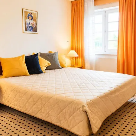 Residenz Unter Den Linden 29 アパート *